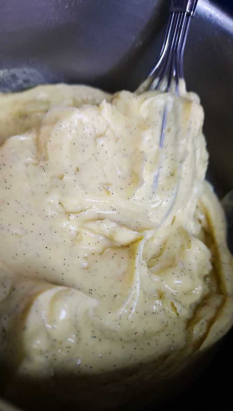 La crème pâtissière : la base essentielle de la pâtisserie artisanale